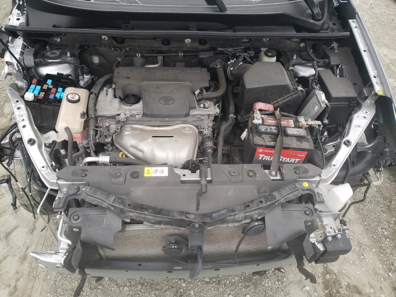2018 Toyota RAV 4 - Image 12