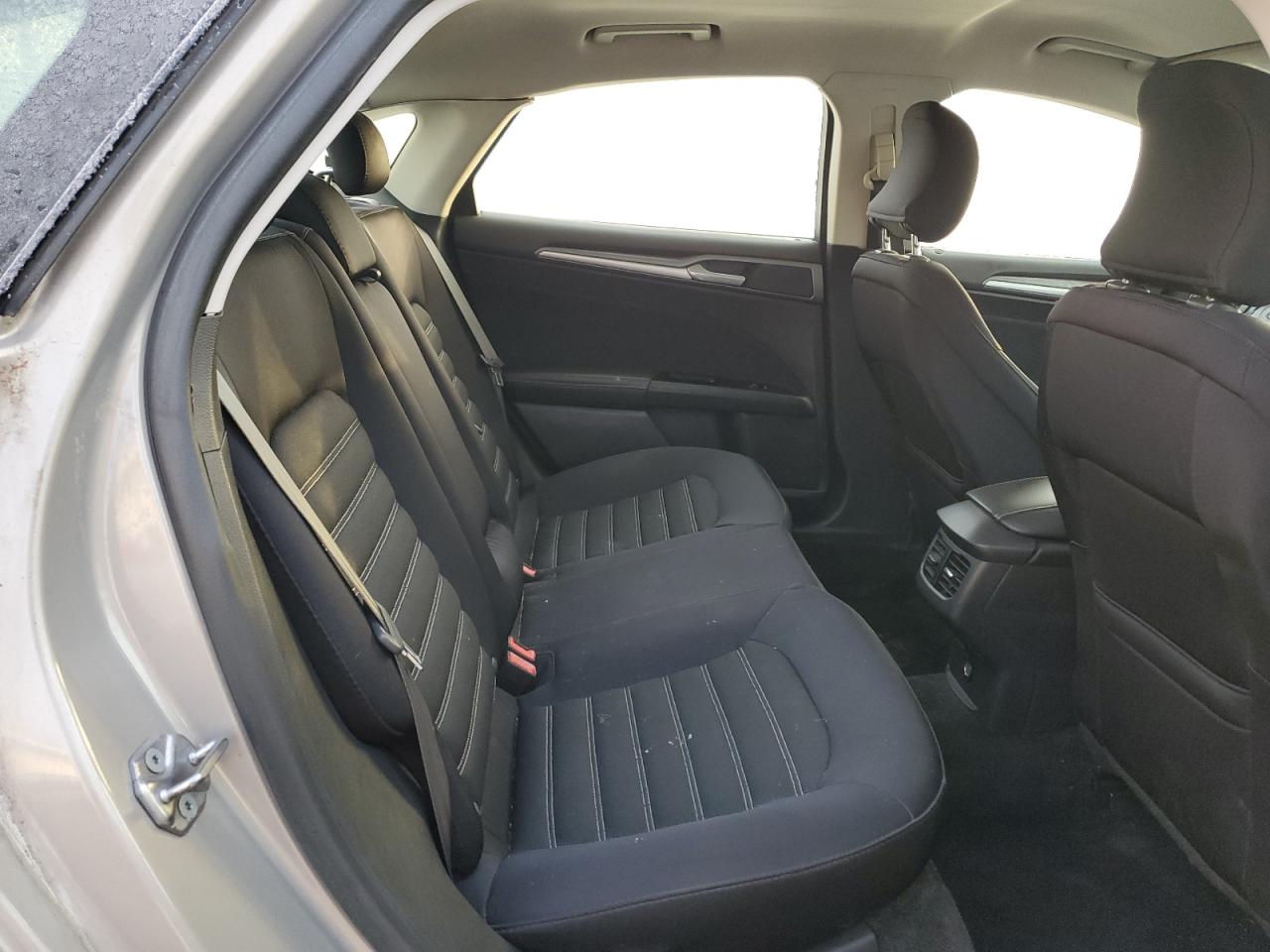 2015 Ford Fusion - Image 10