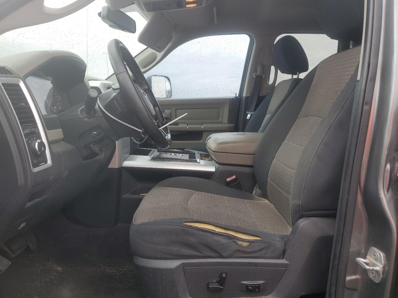 2012 Dodge RAM - Image 7