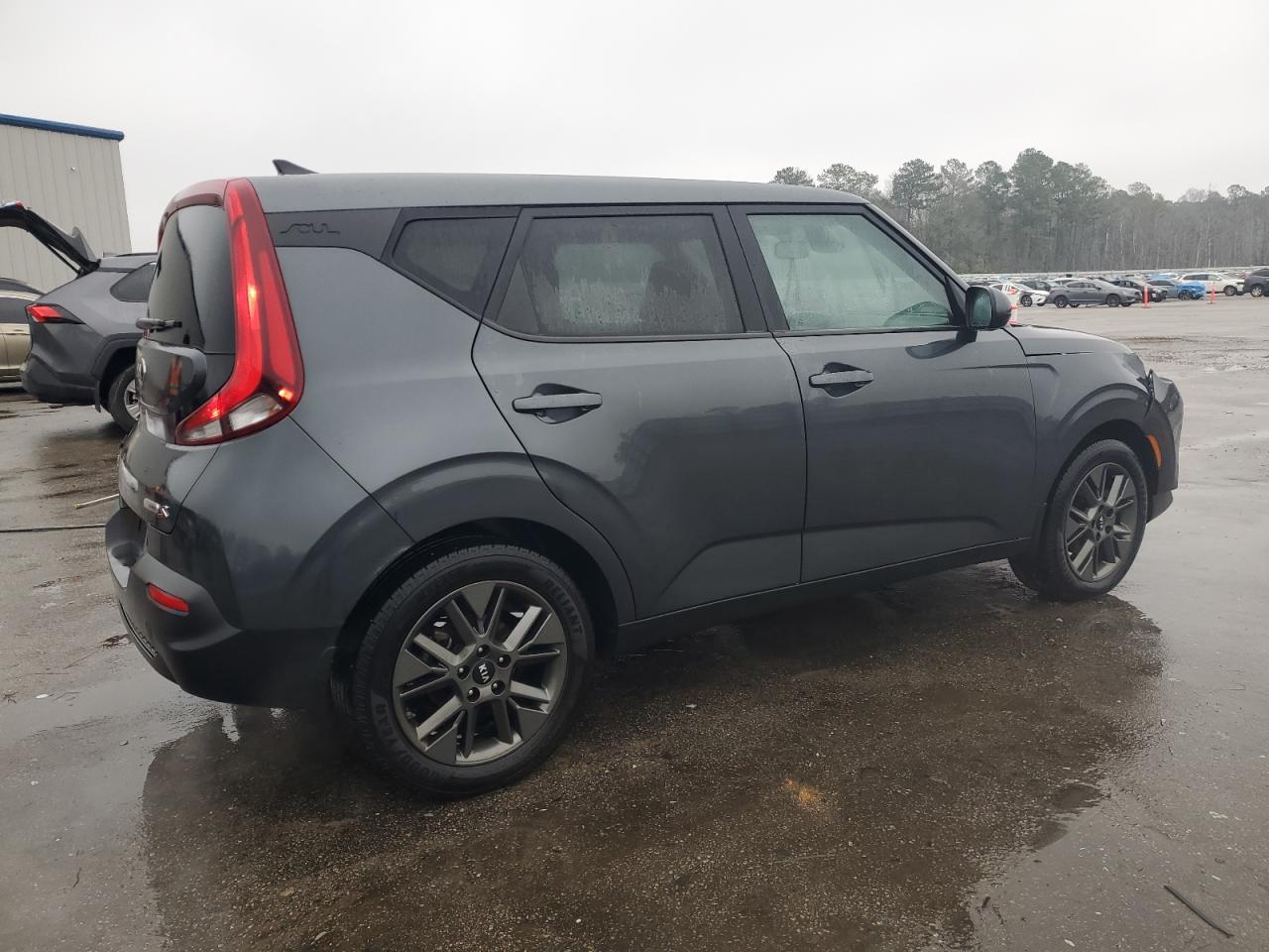 2021 Kia Soul - Image 3