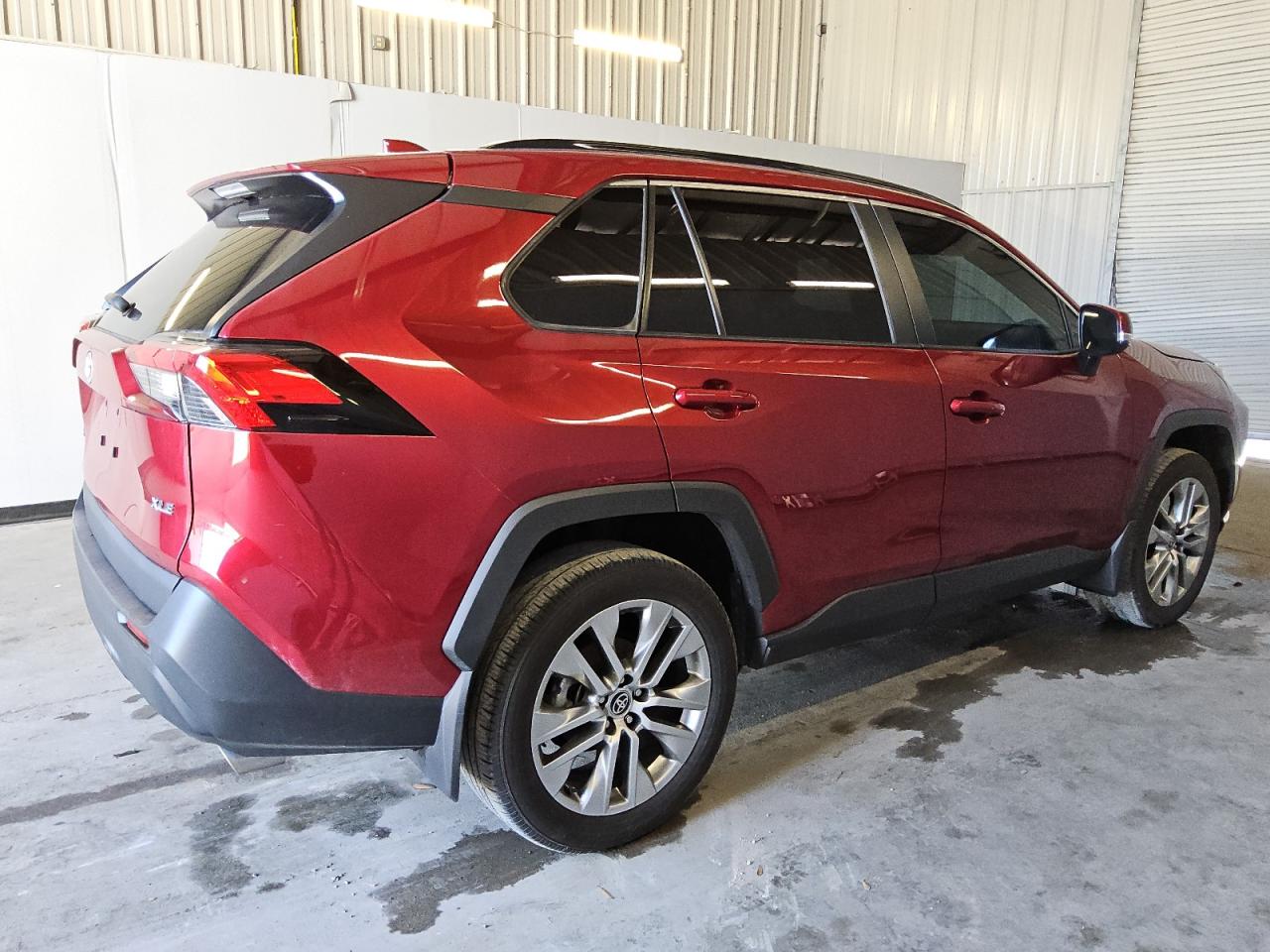 2024 Toyota RAV 4 - Image 3