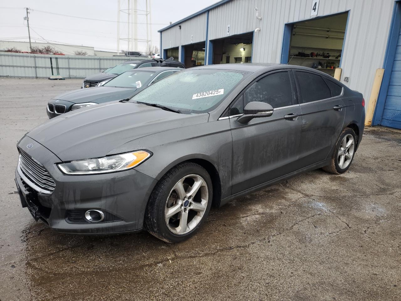 2015 Ford Fusion - Image 1