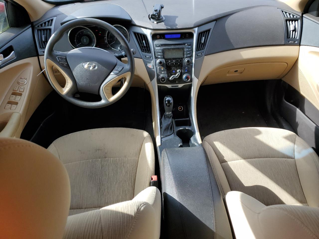 2013 Hyundai Sonata - Image 8