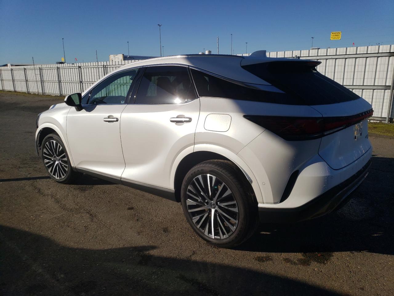 2024 Lexus RX - Image 2
