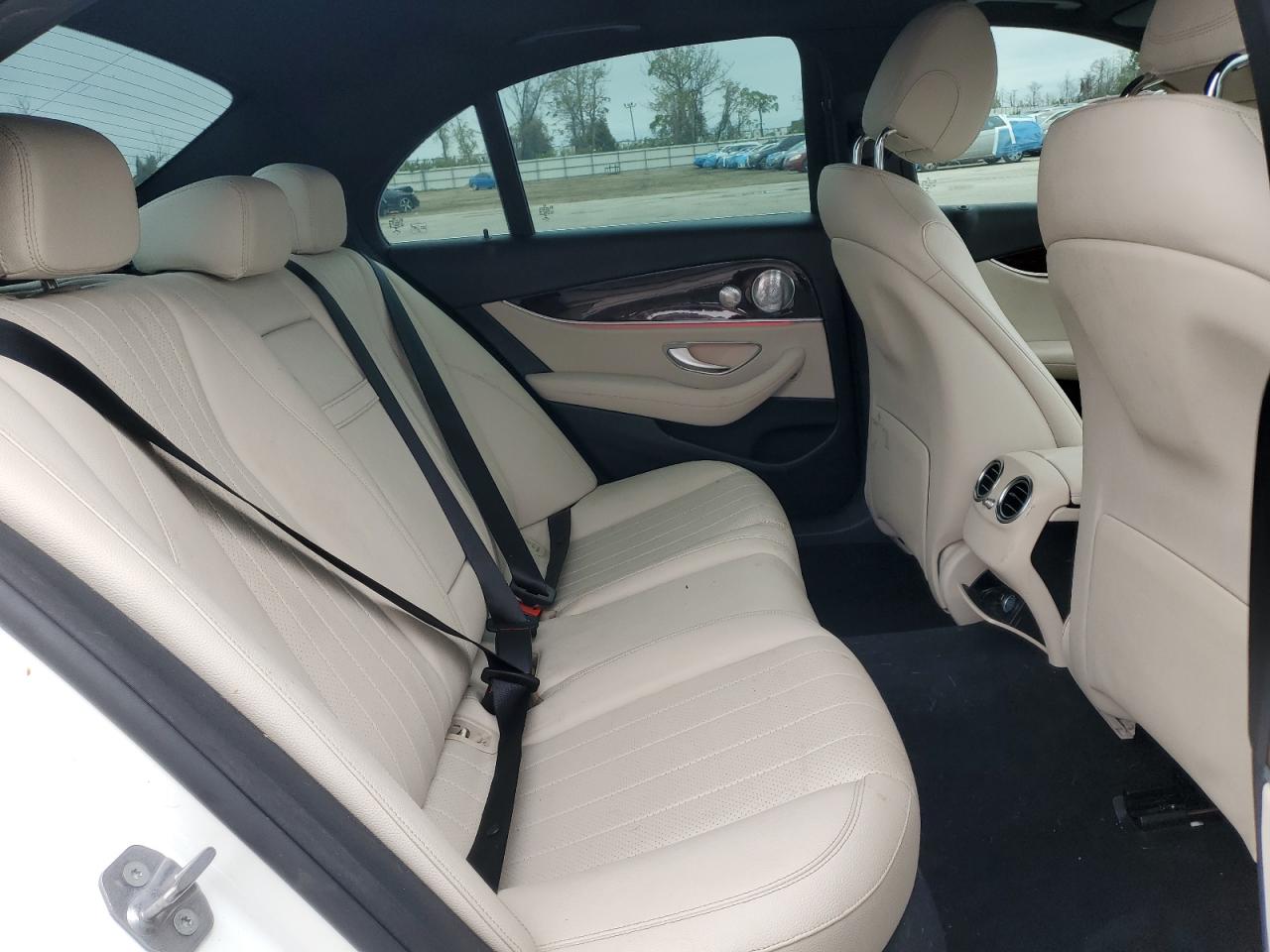 2017 Mercedes-Benz E-klasse - Image 10
