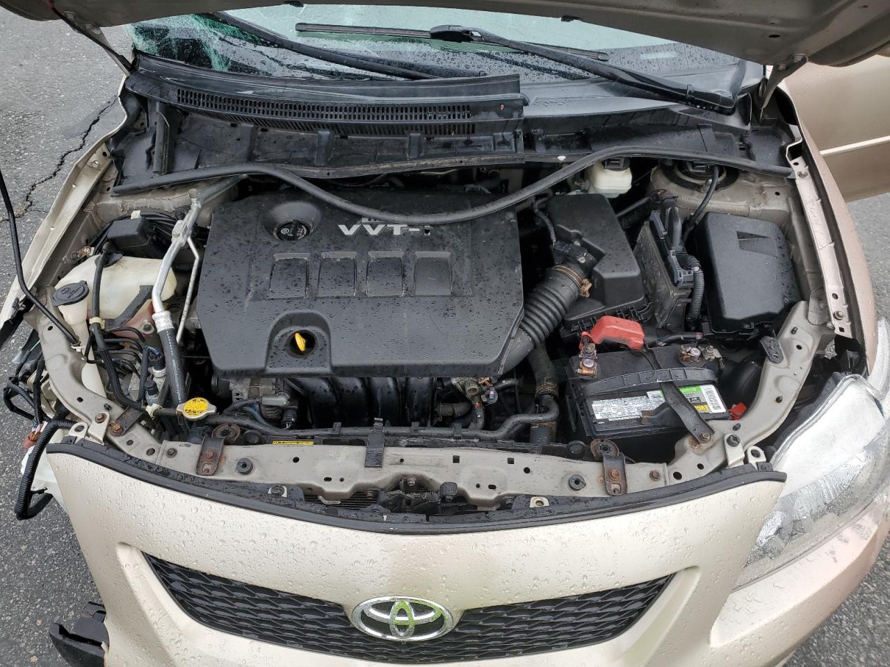 2010 Toyota Corolla - Image 12