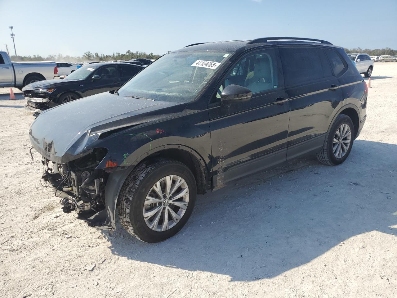 2019 Volkswagen Tiguan - Image 1