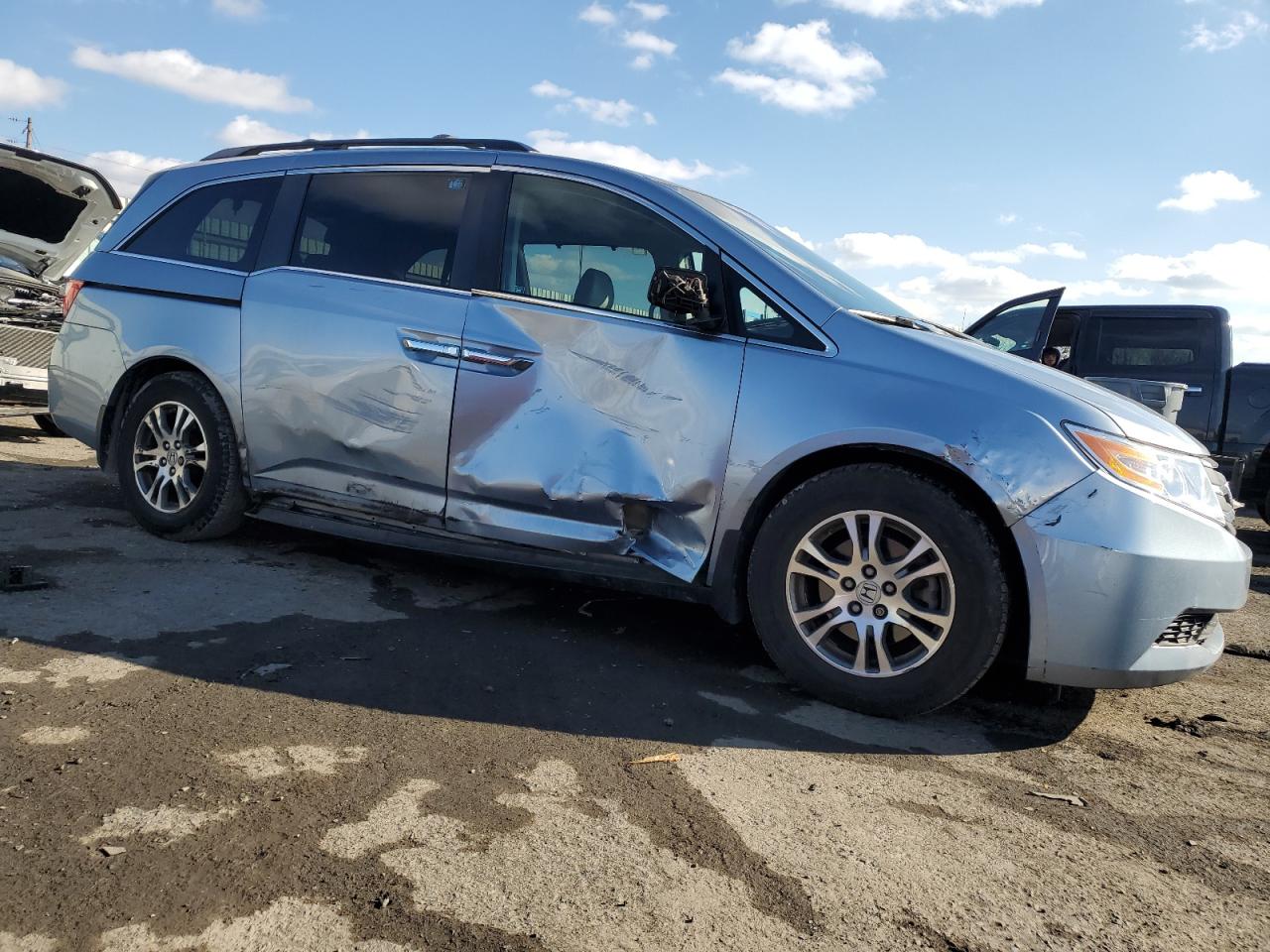 2011 Honda Odyssey - Image 4