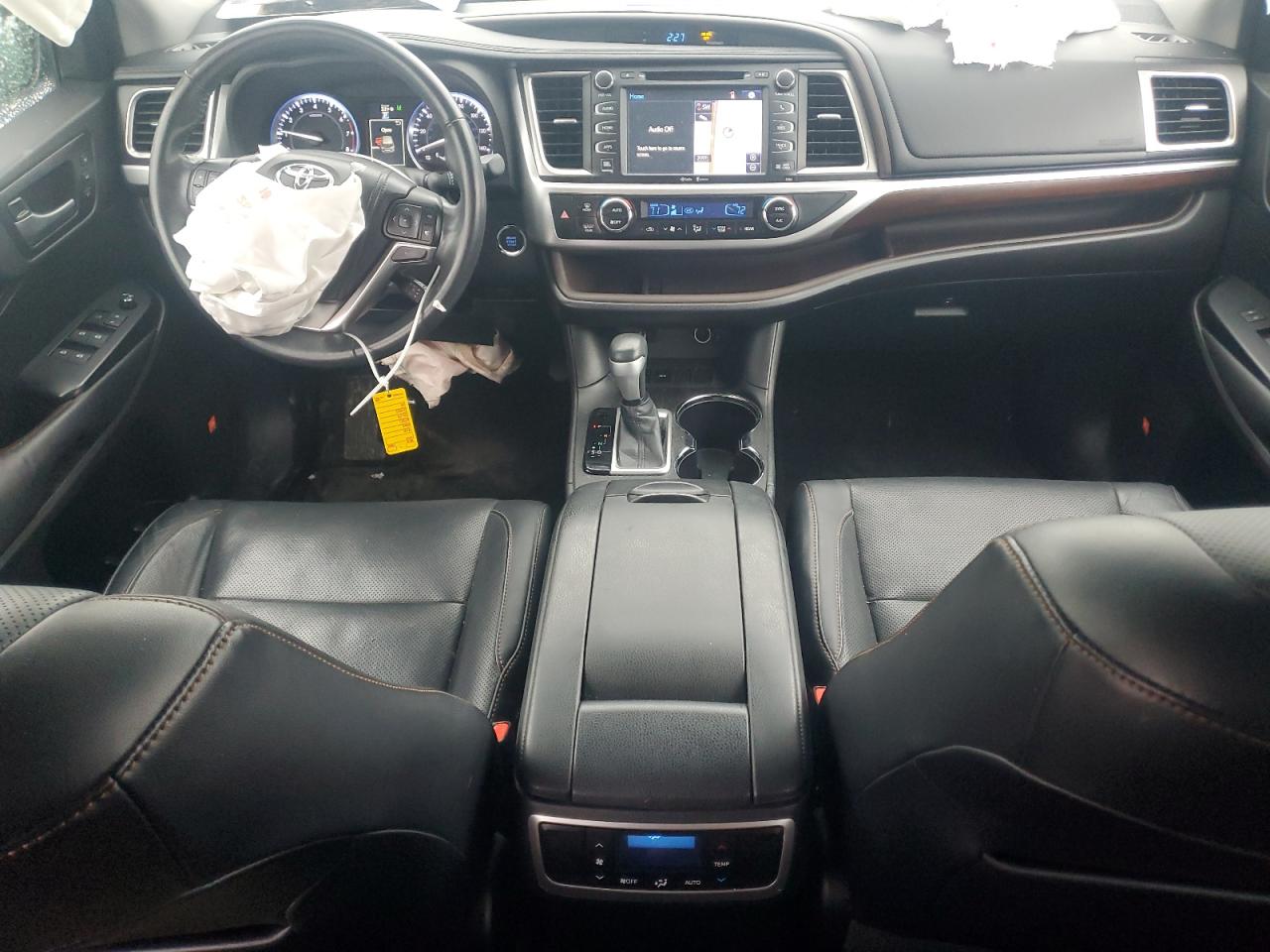 2015 Toyota Highlander - Image 8