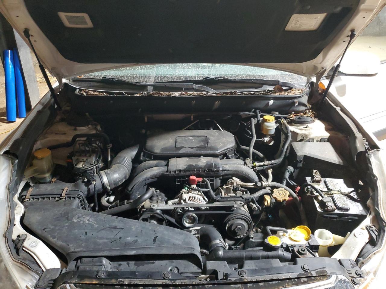 2012 Subaru Outback - Image 11