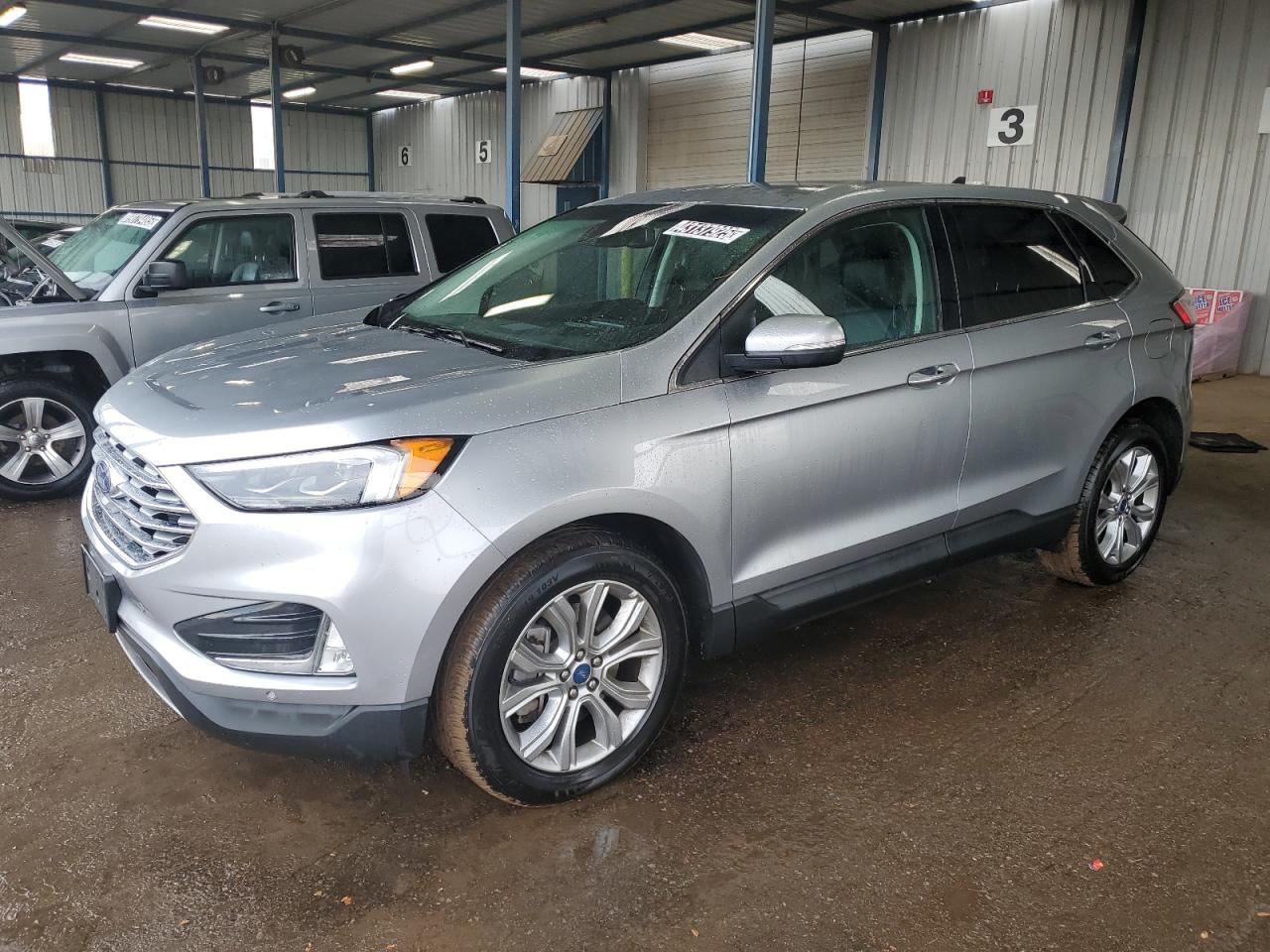 2022 Ford Edge - Image 1