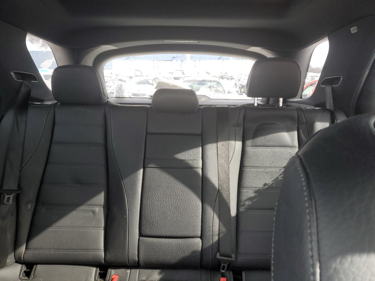 2020 Mercedes-Benz GLE - Image 10