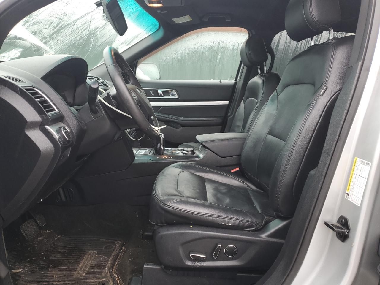 2016 Ford Explorer - Image 7