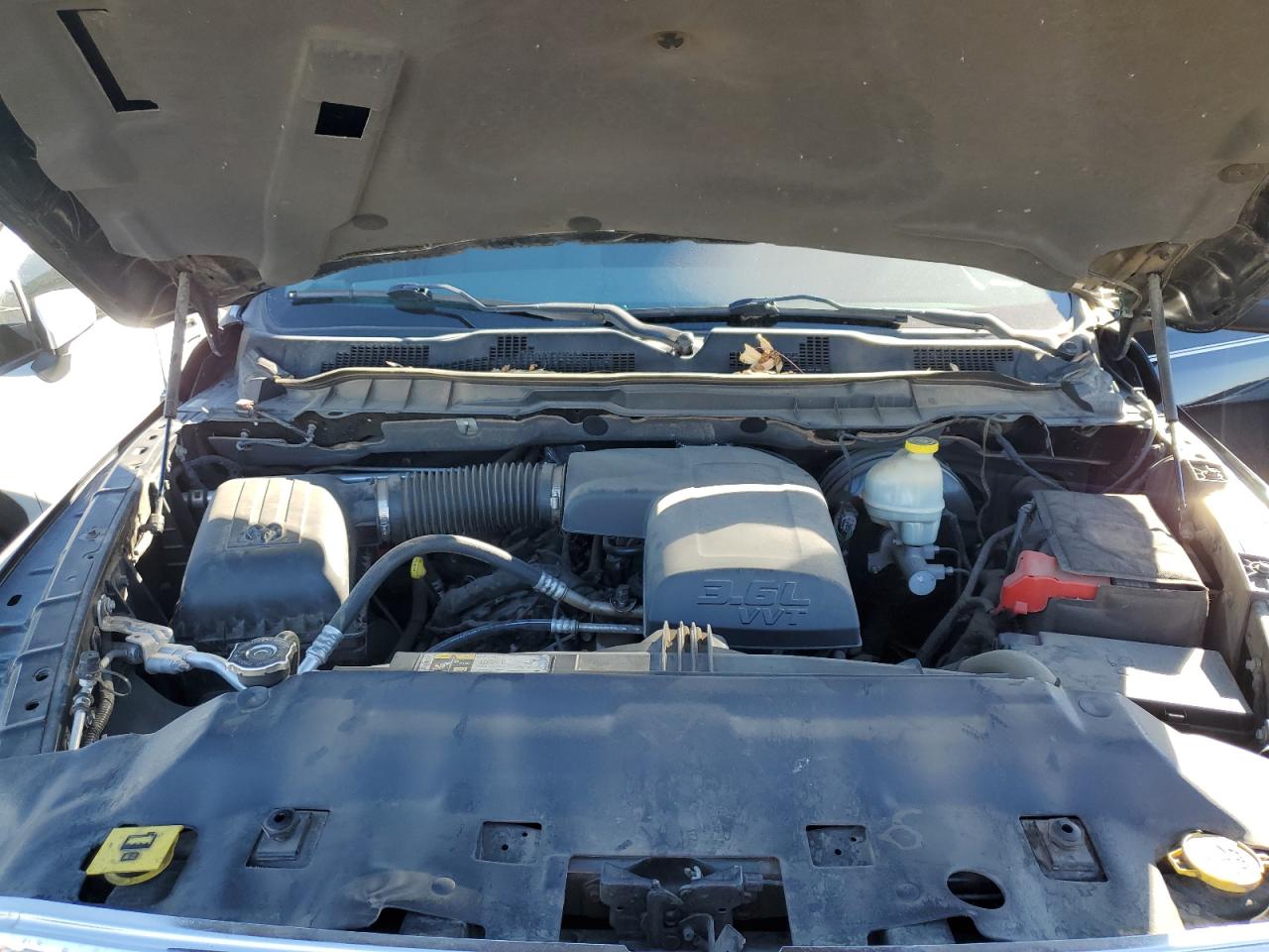2014 RAM 1500 - Image 11