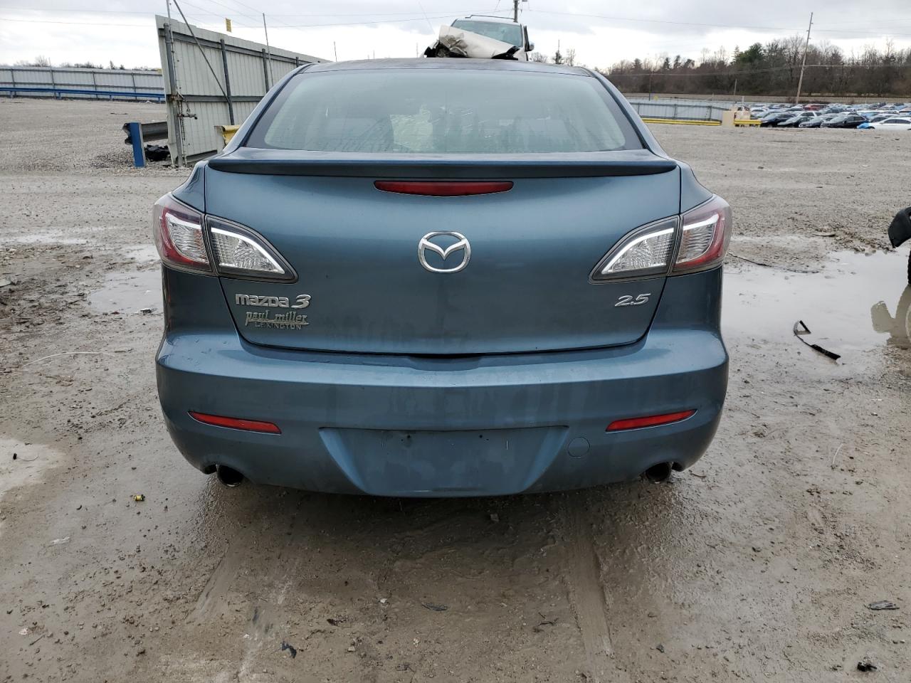 2010 Mazda 3 - Image 6