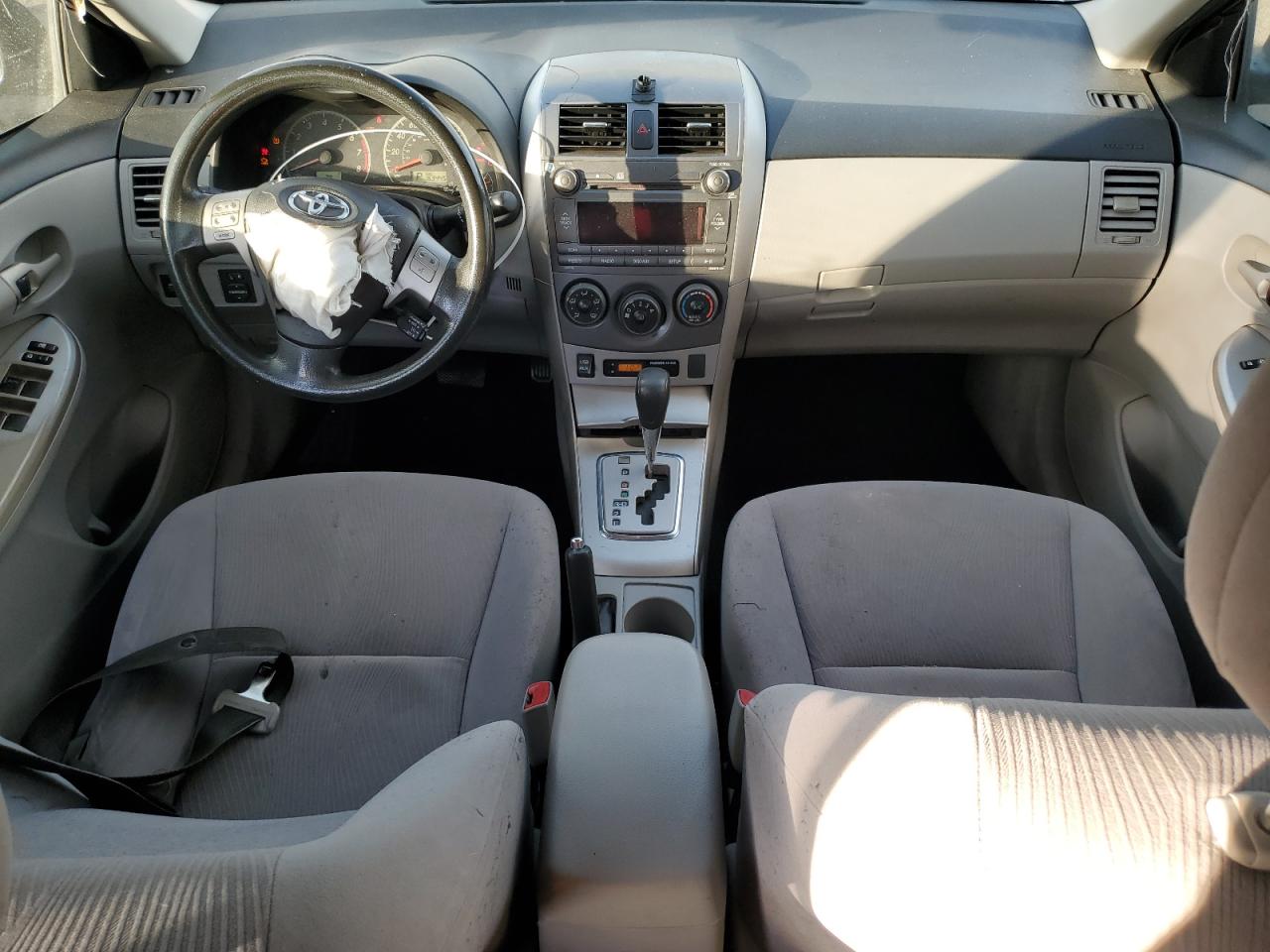 2011 Toyota Corolla - Image 8