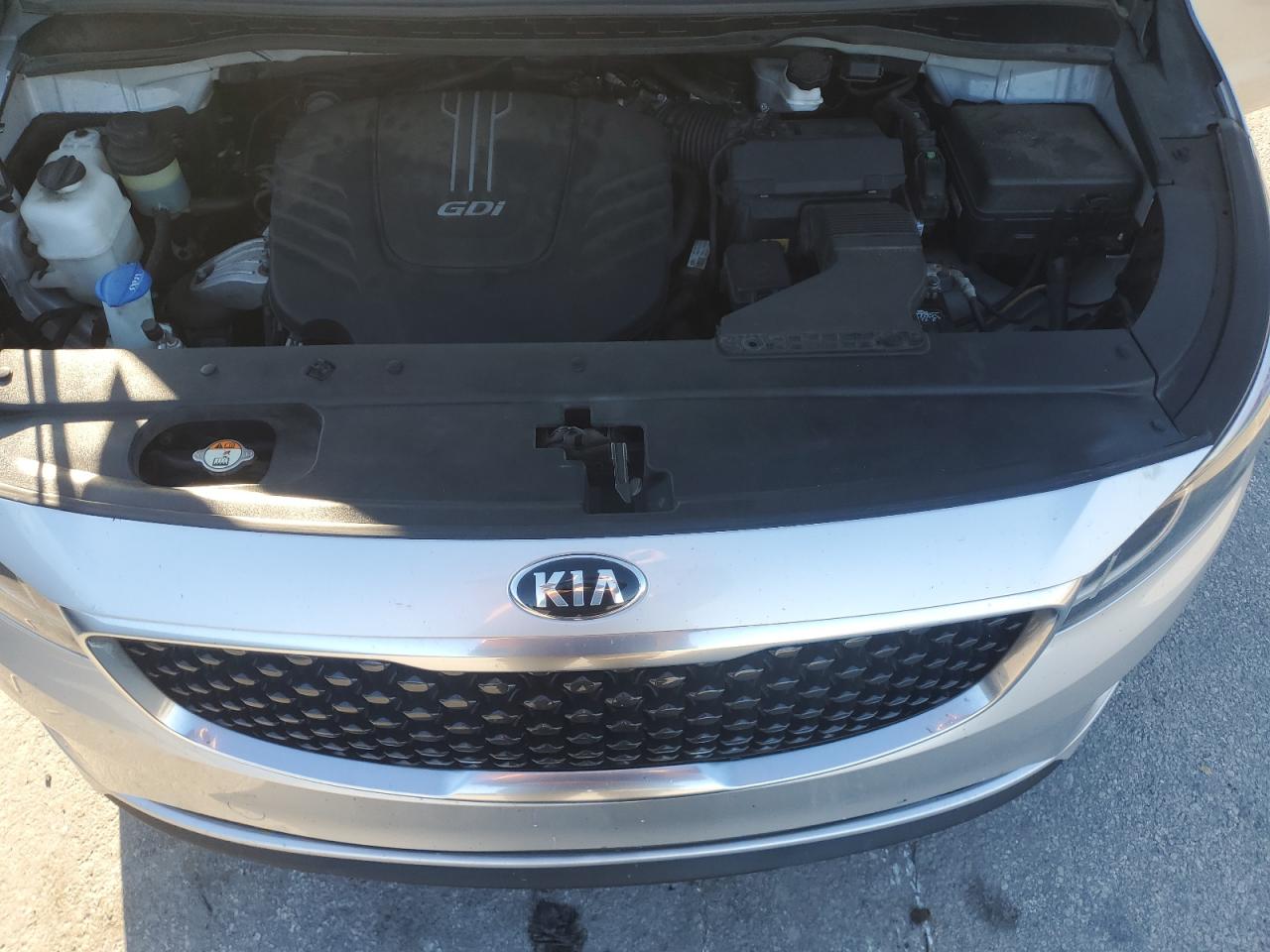 2016 Kia Sedona - Image 12