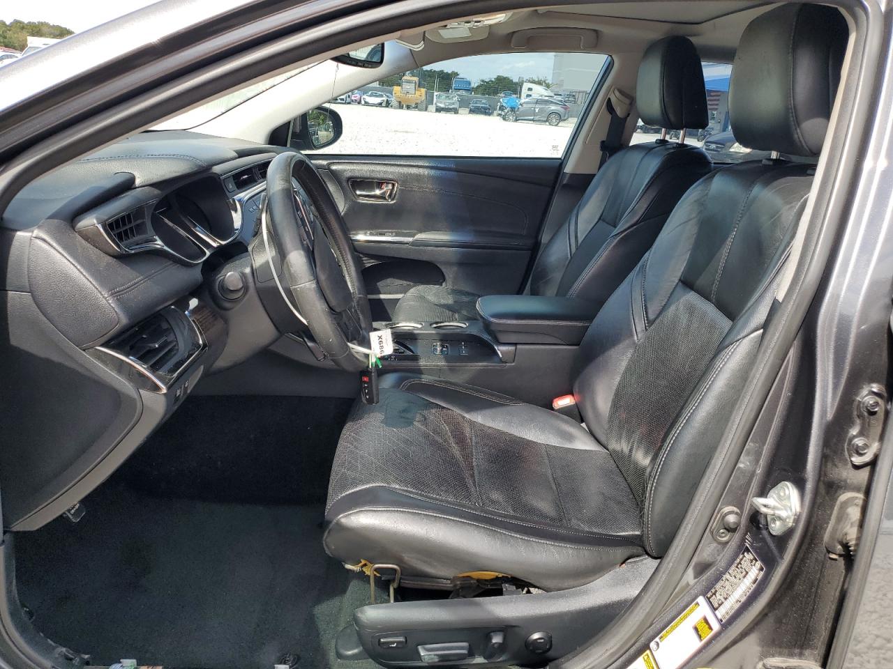 2013 Toyota Avalon - Image 7