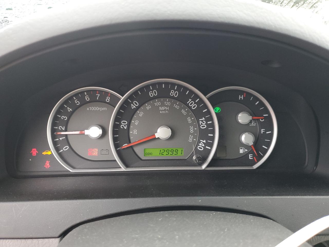 2008 Kia Sorento - Image 9