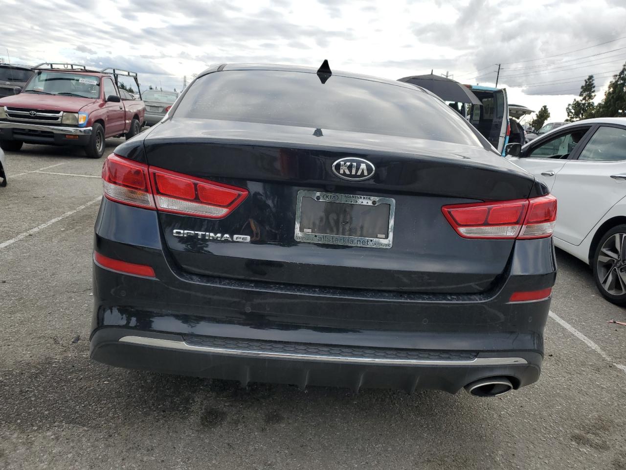 2020 Kia Optima - Image 6