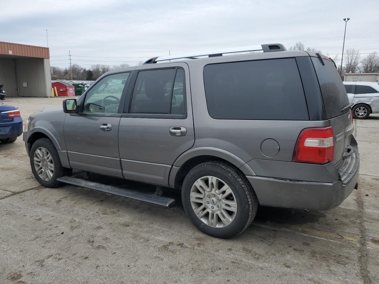 2012 Ford Expedition - Image 2