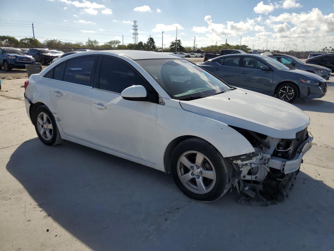 2015 Chevrolet Cruze - Image 4