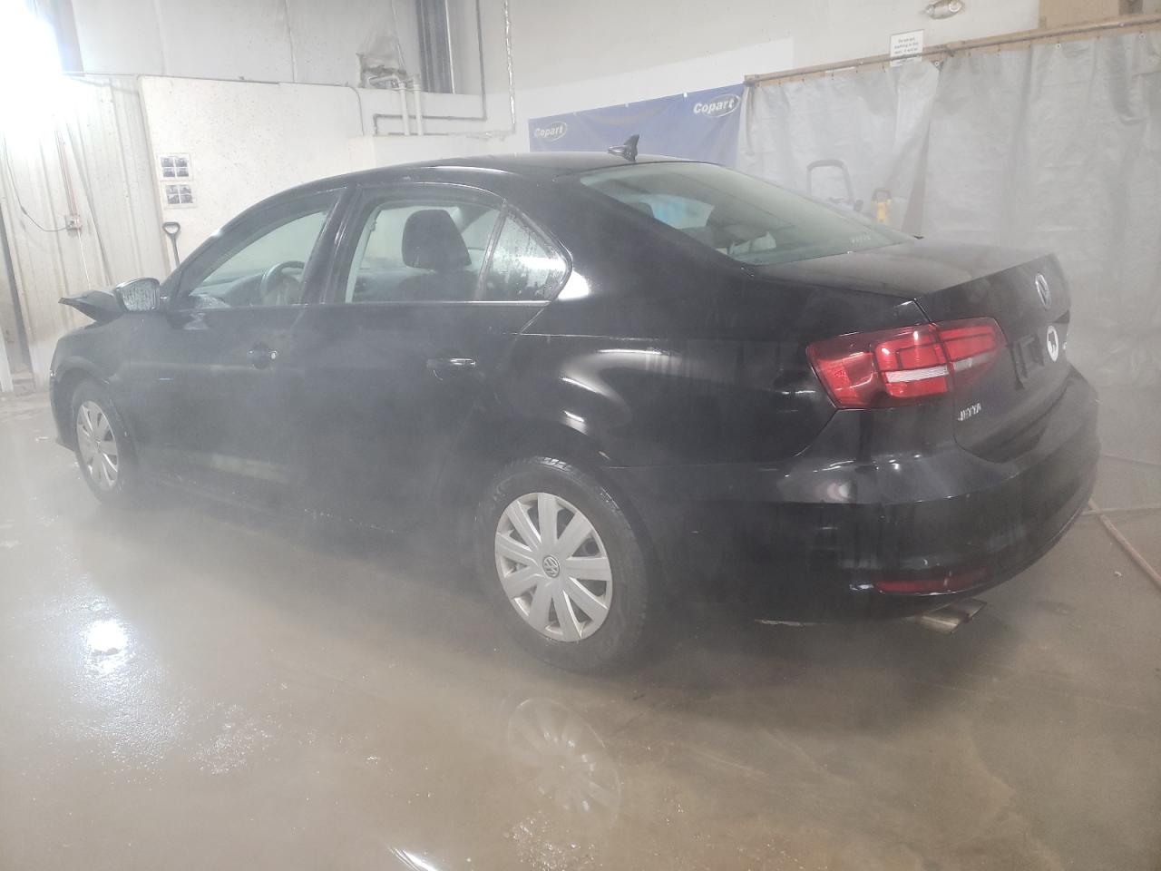 2016 Volkswagen Jetta - Image 2