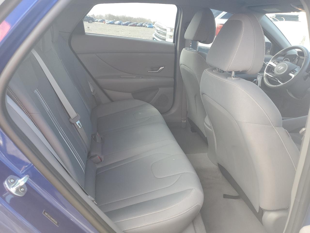 2021 Hyundai Elantra - Image 10