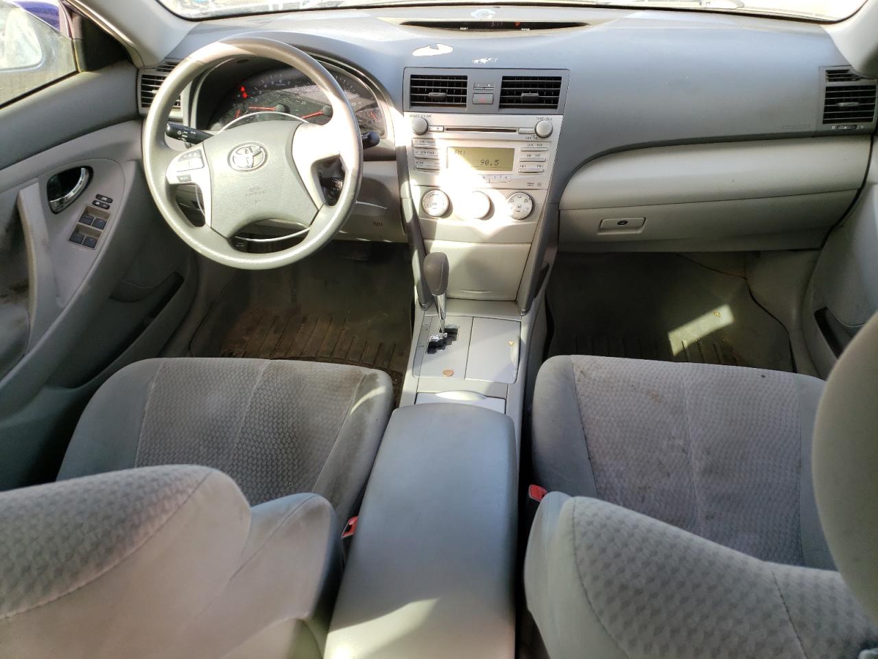 2011 Toyota Camry - Image 8