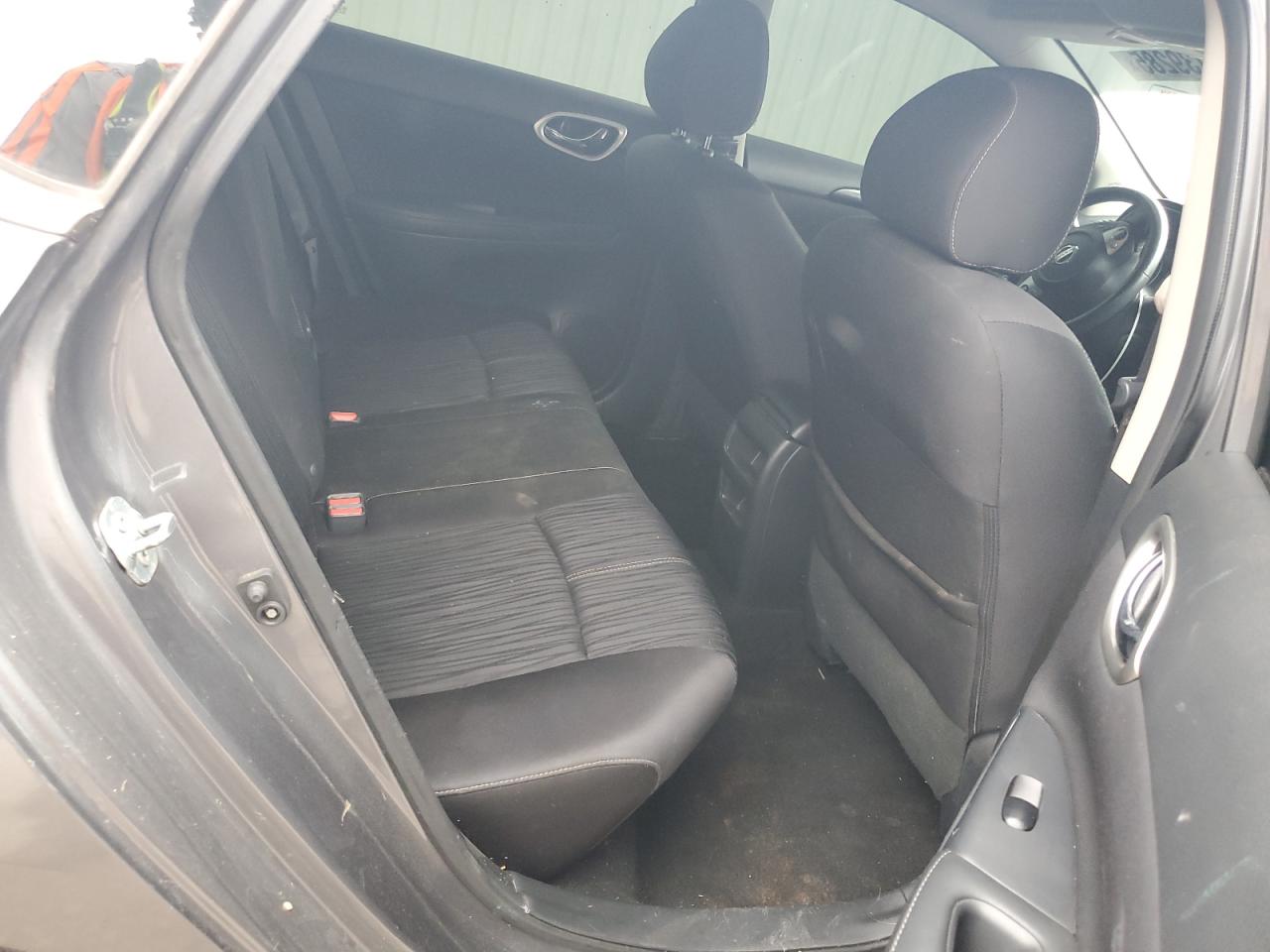 2017 Nissan Sentra - Image 10