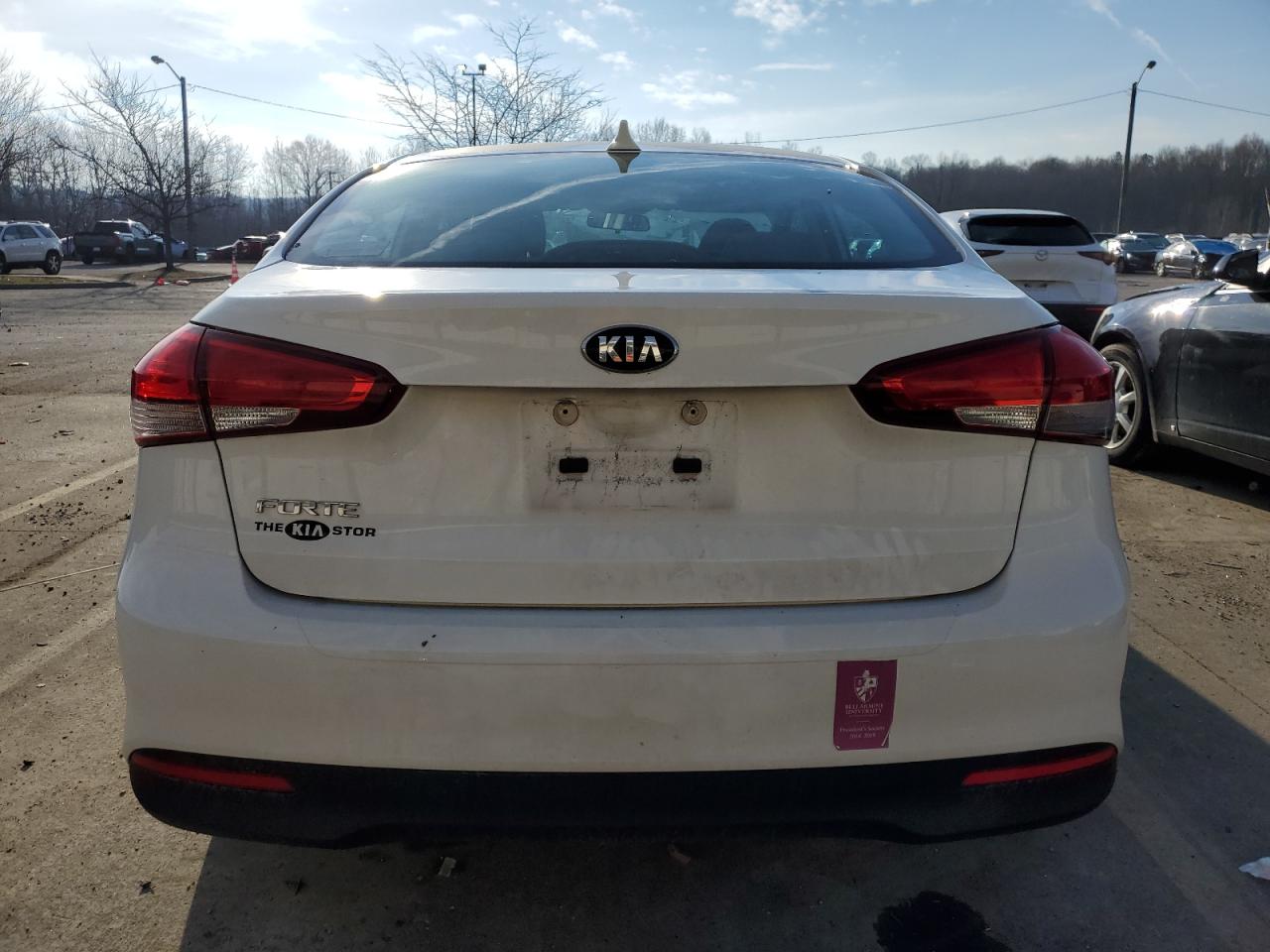 2017 Kia Forte - Image 6