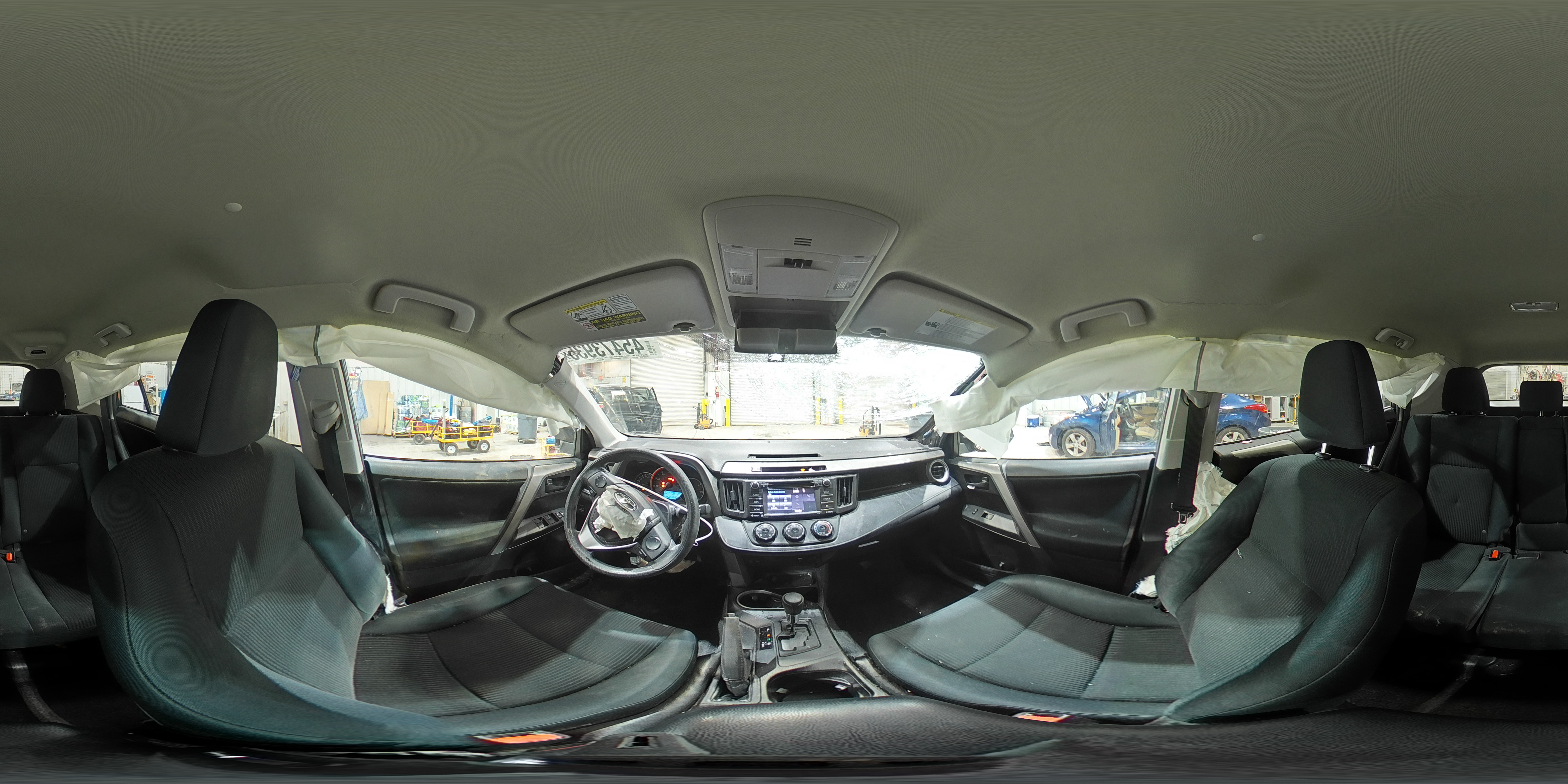 2016 Toyota RAV 4 - Image 13