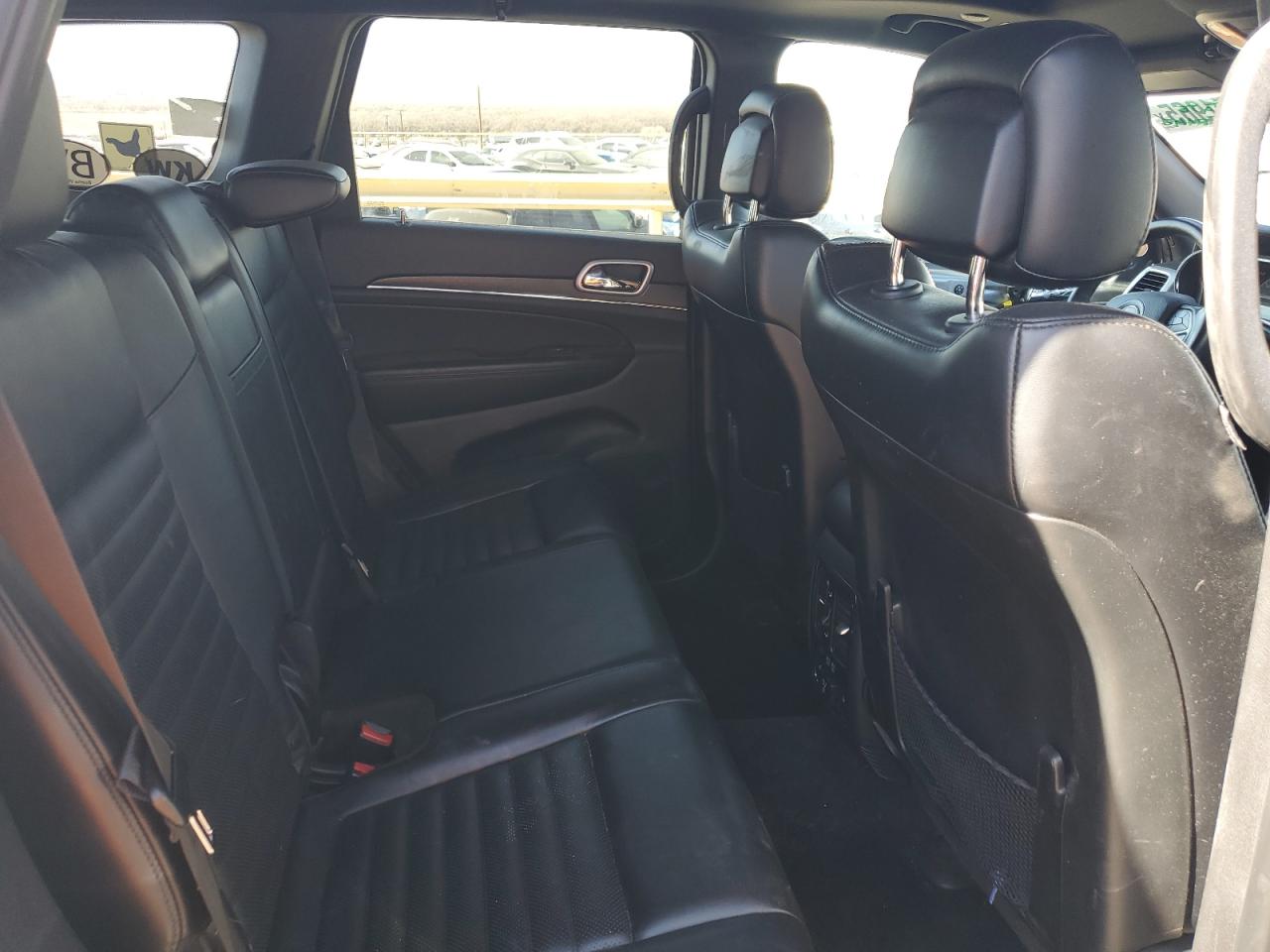 2018 Jeep Grand Cherokee - Image 10