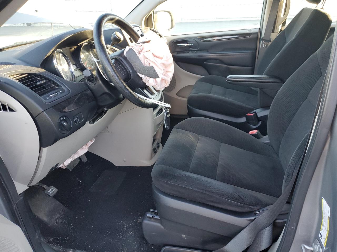 2016 Dodge Caravan - Image 7