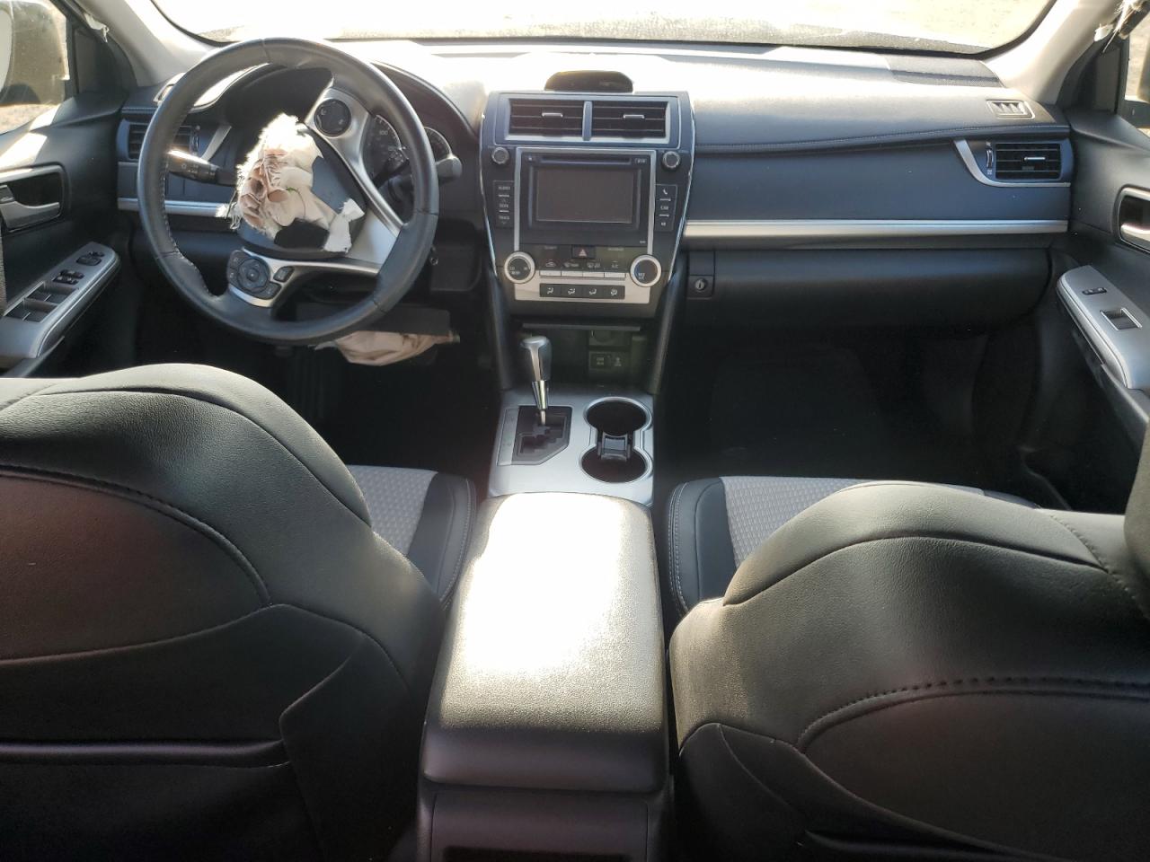 2013 Toyota Camry - Image 8