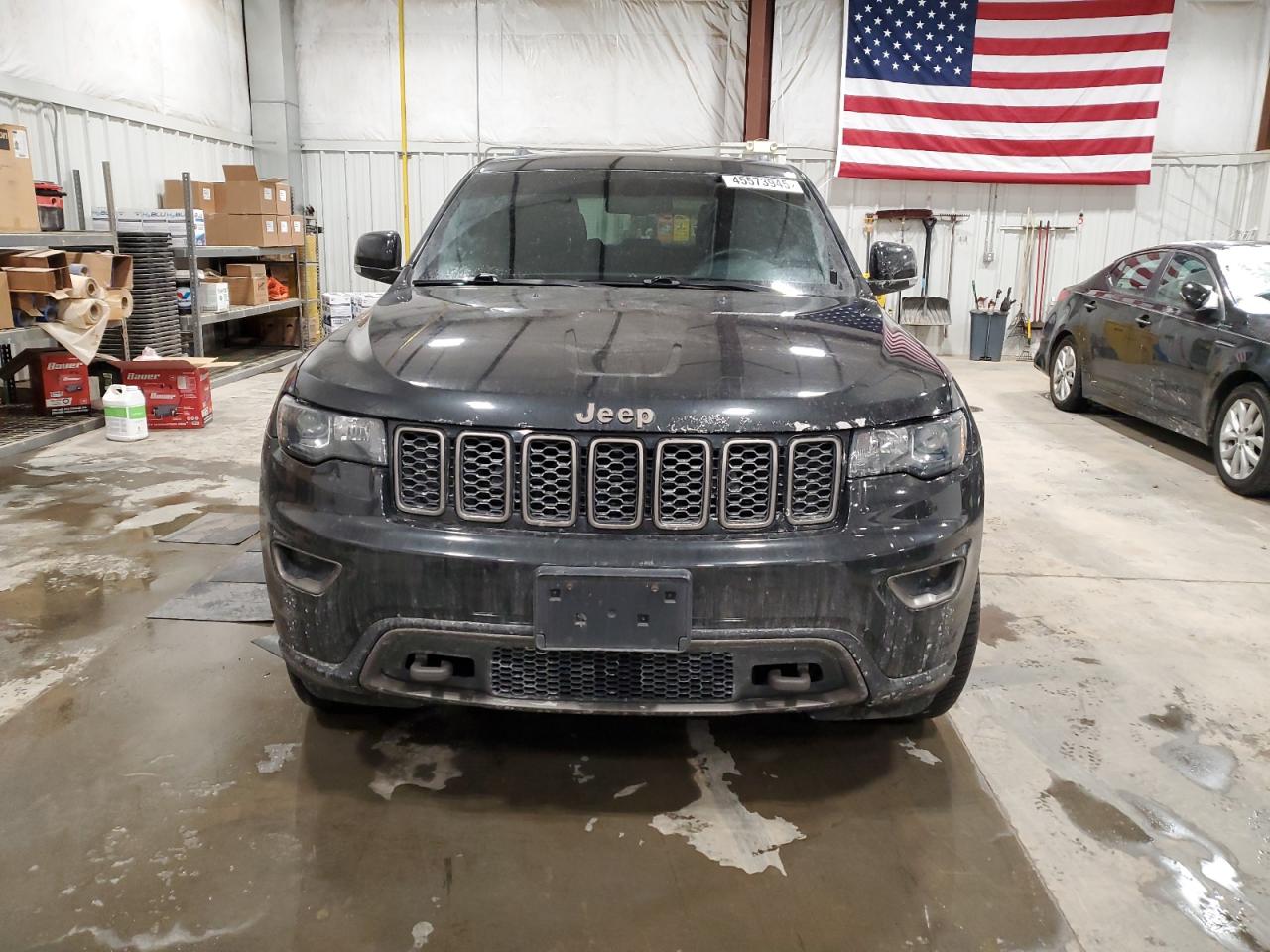 2016 Jeep Grand Cherokee - Image 5