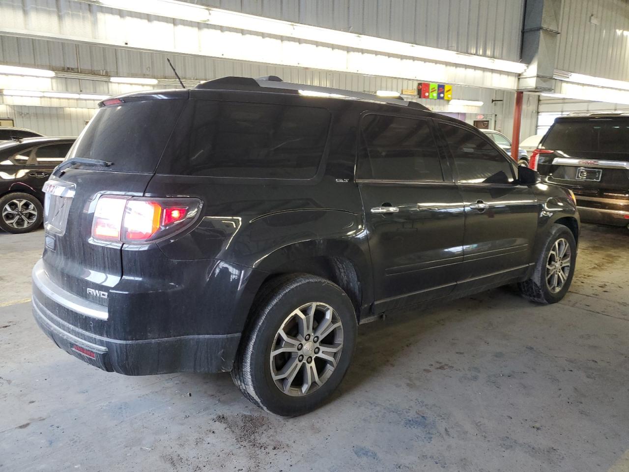 2014 GMC Acadia - Image 3