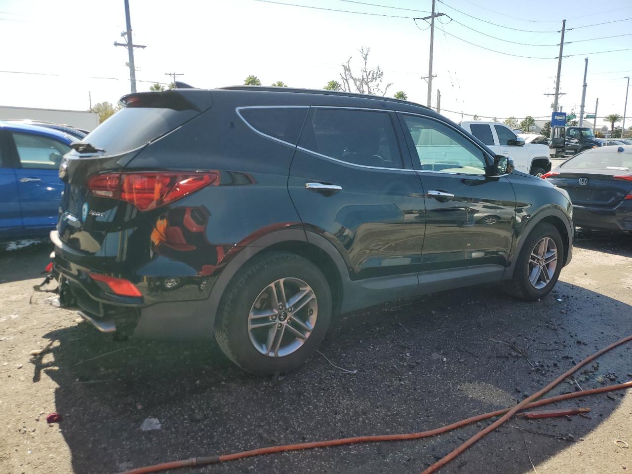 2017 Hyundai Santa Fe - Image 3