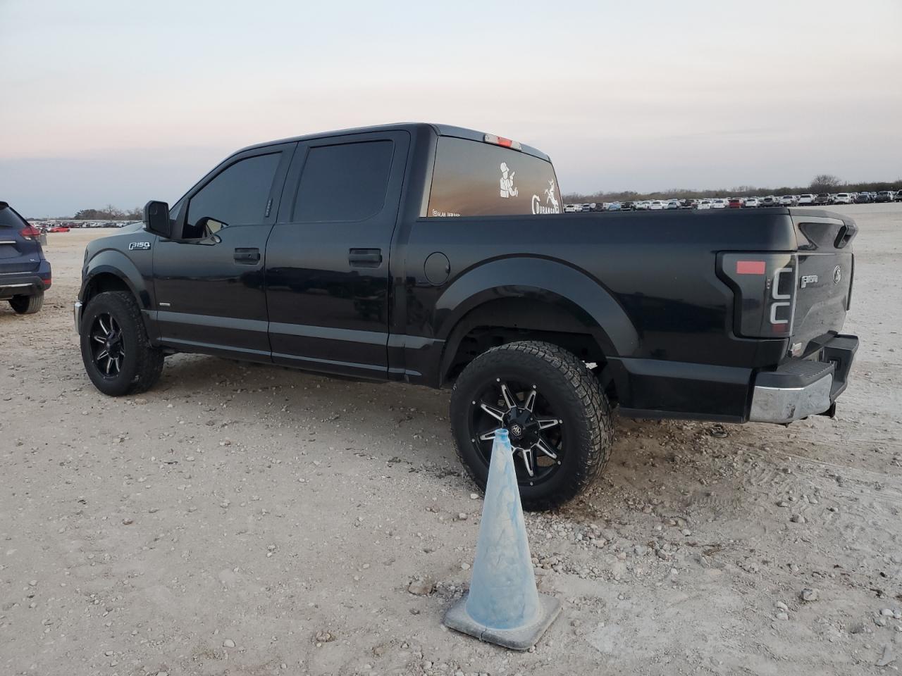2015 Ford F-150 - Image 2