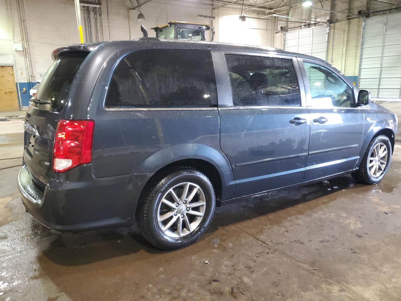 2014 Dodge Caravan - Image 3