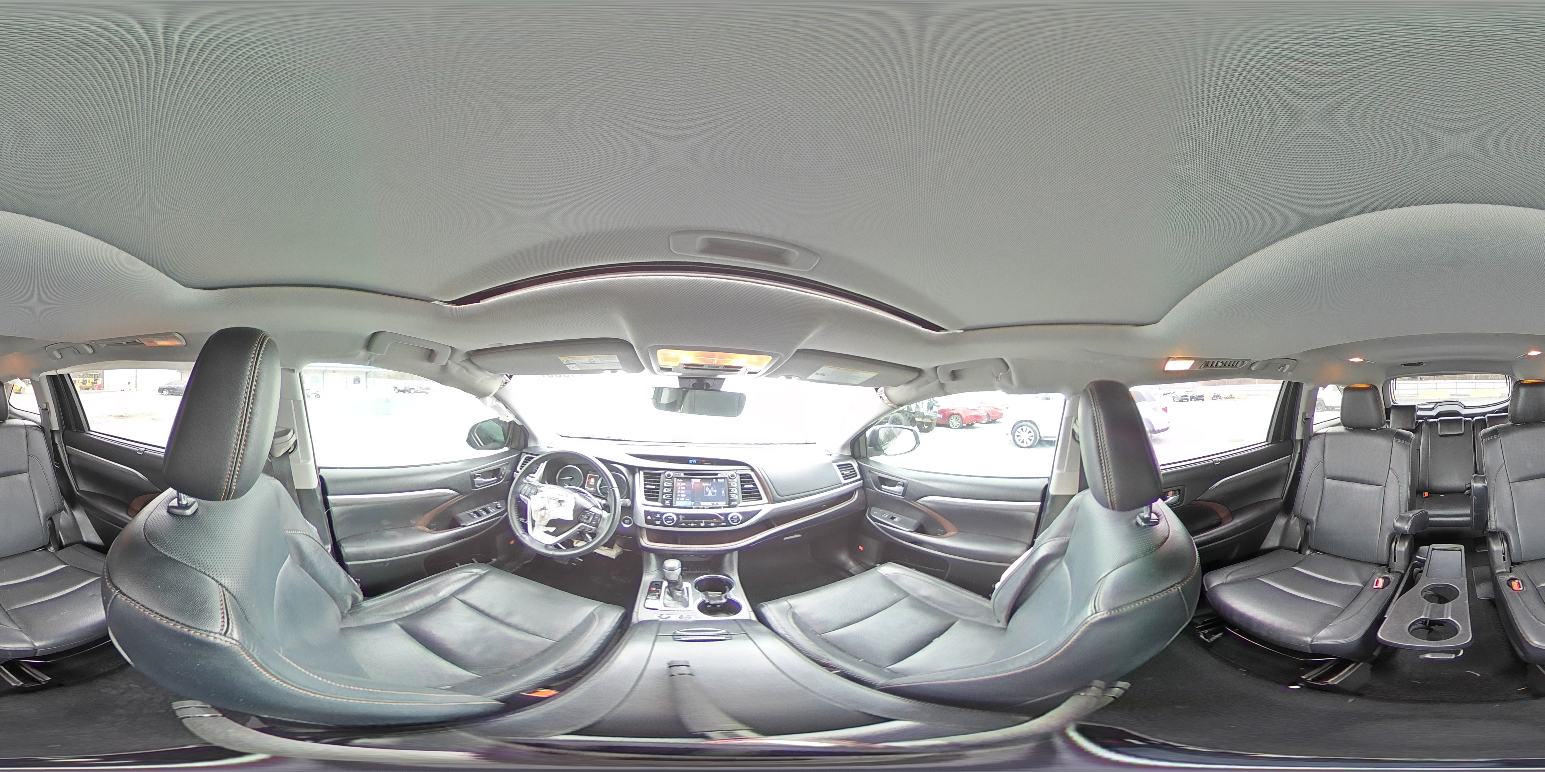 2019 Toyota Highlander - Image 14