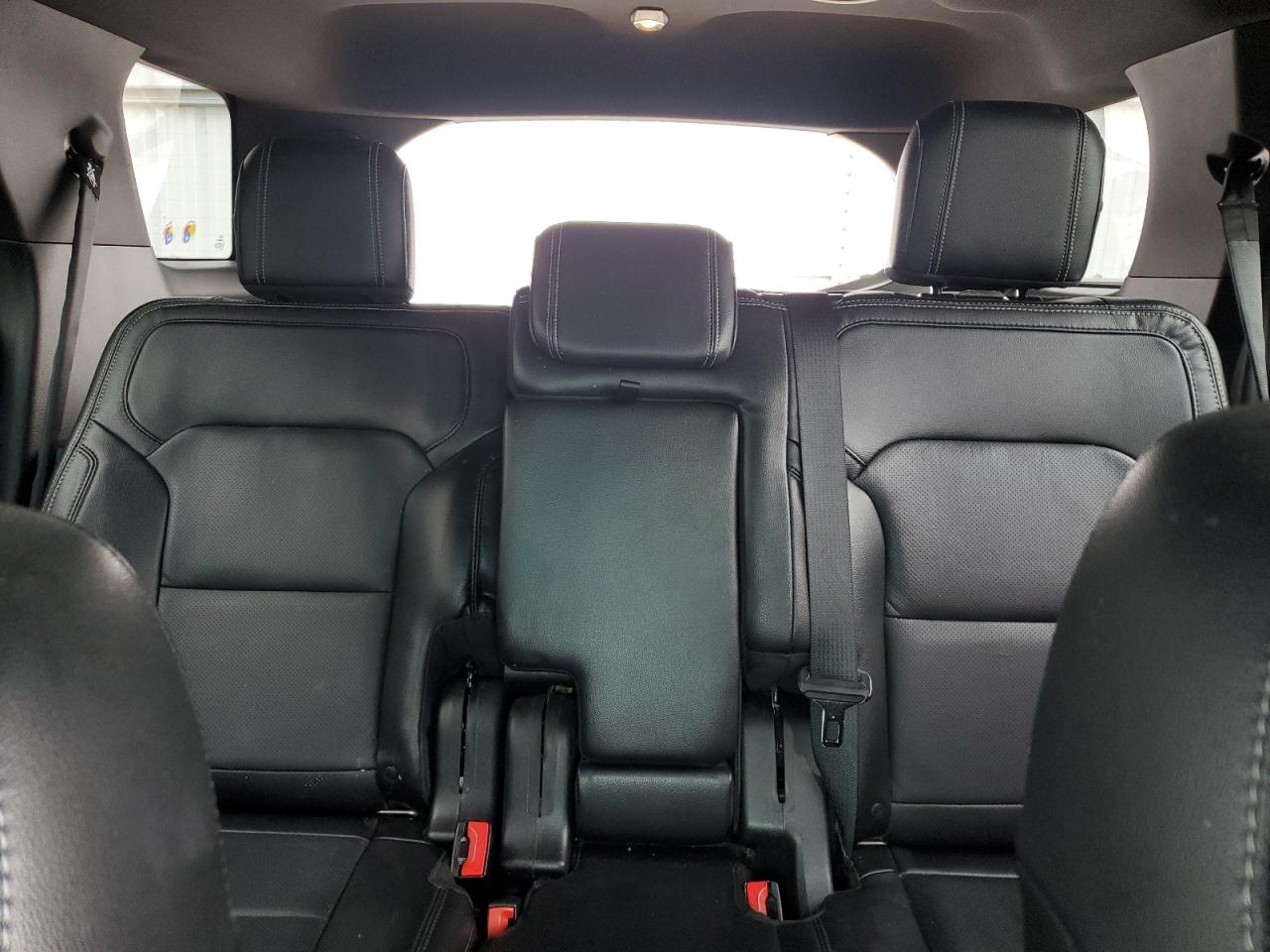 2016 Ford Explorer - Image 10