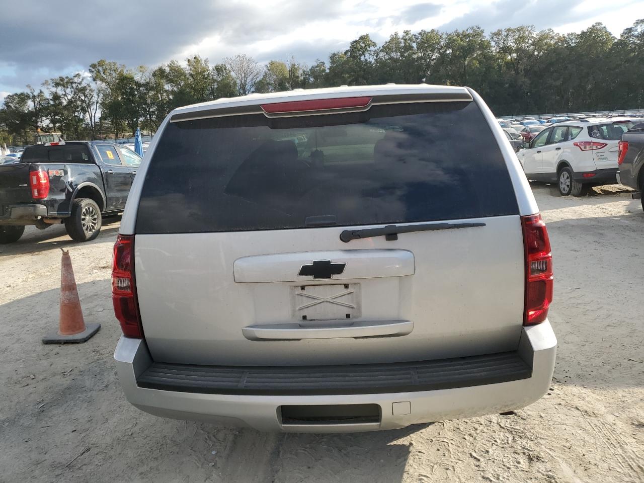 2011 Chevrolet Tahoe - Image 6