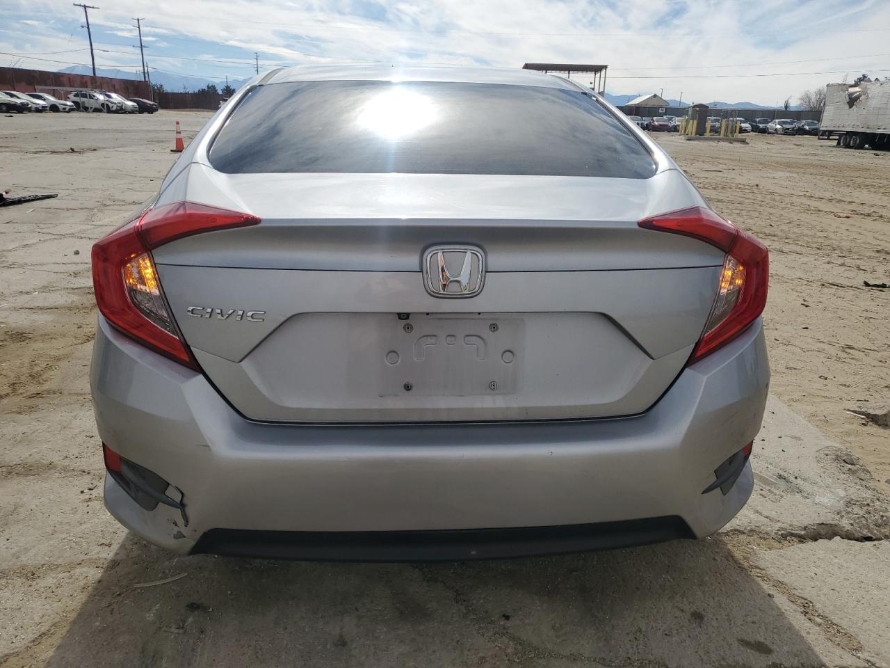 2016 Honda Civic - Image 6