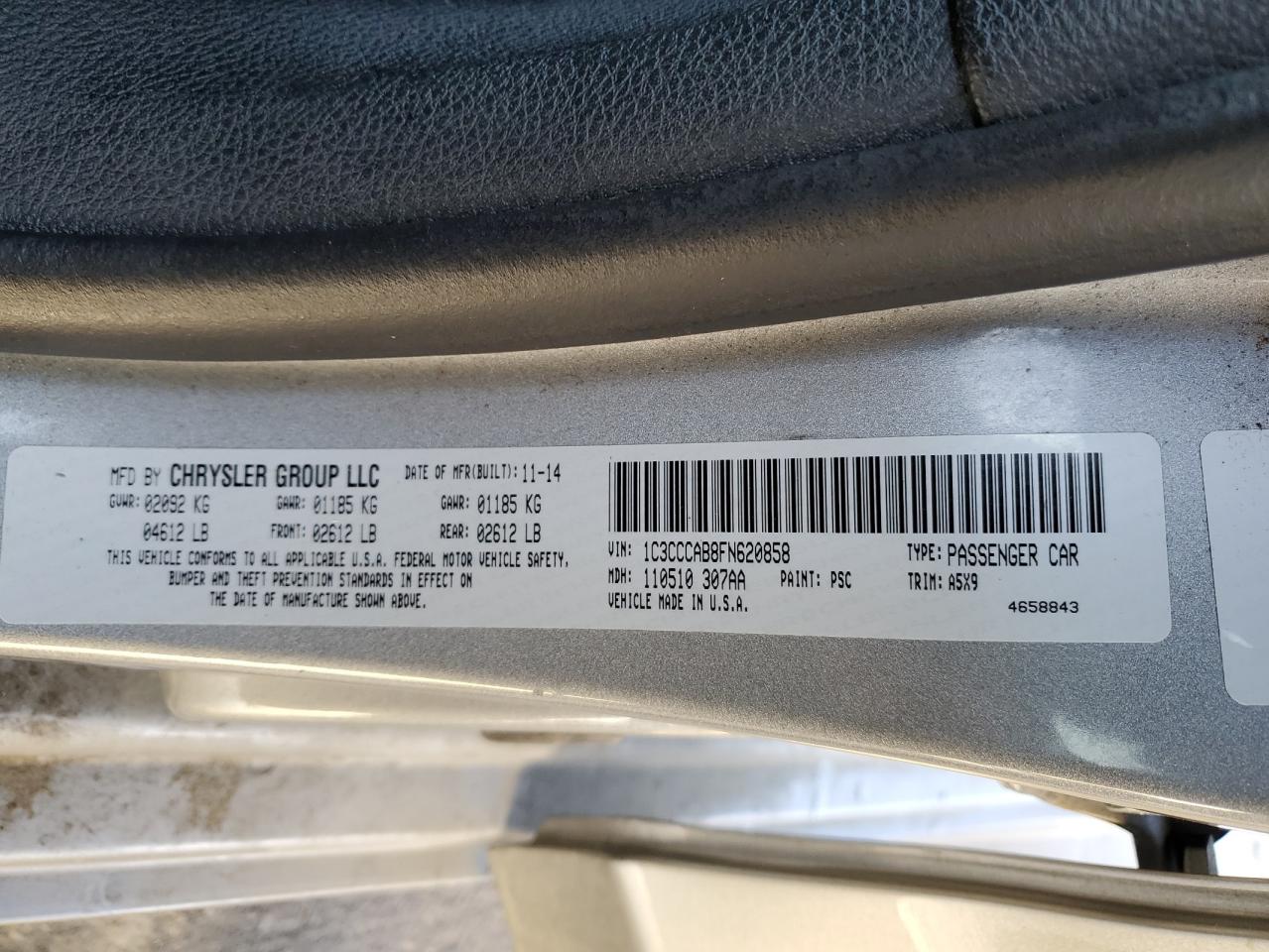 2015 Chrysler 200 - Image 12