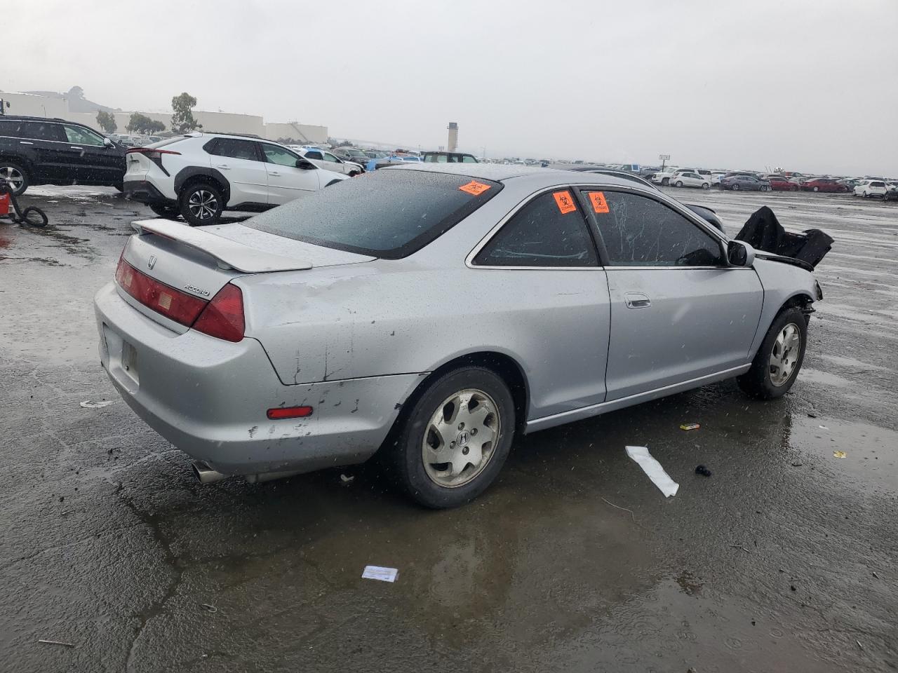 2000 Honda Accord - Image 3
