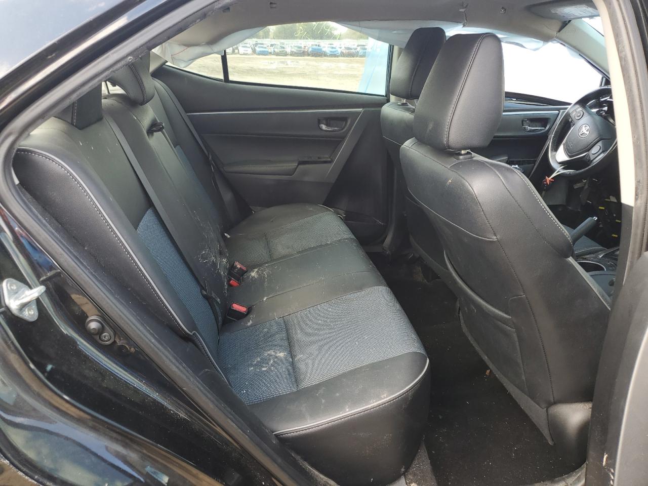 2015 Toyota Corolla - Image 10