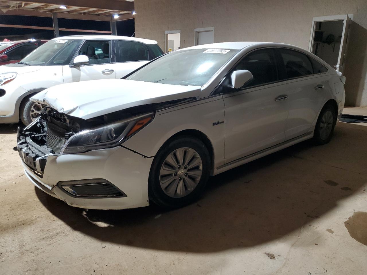 2016 Hyundai Sonata - Image 1