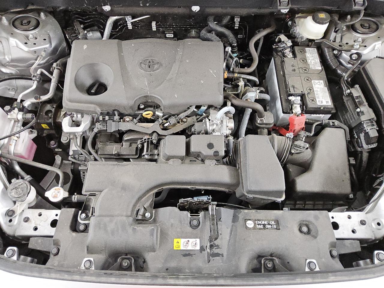 2023 Toyota RAV 4 - Image 12