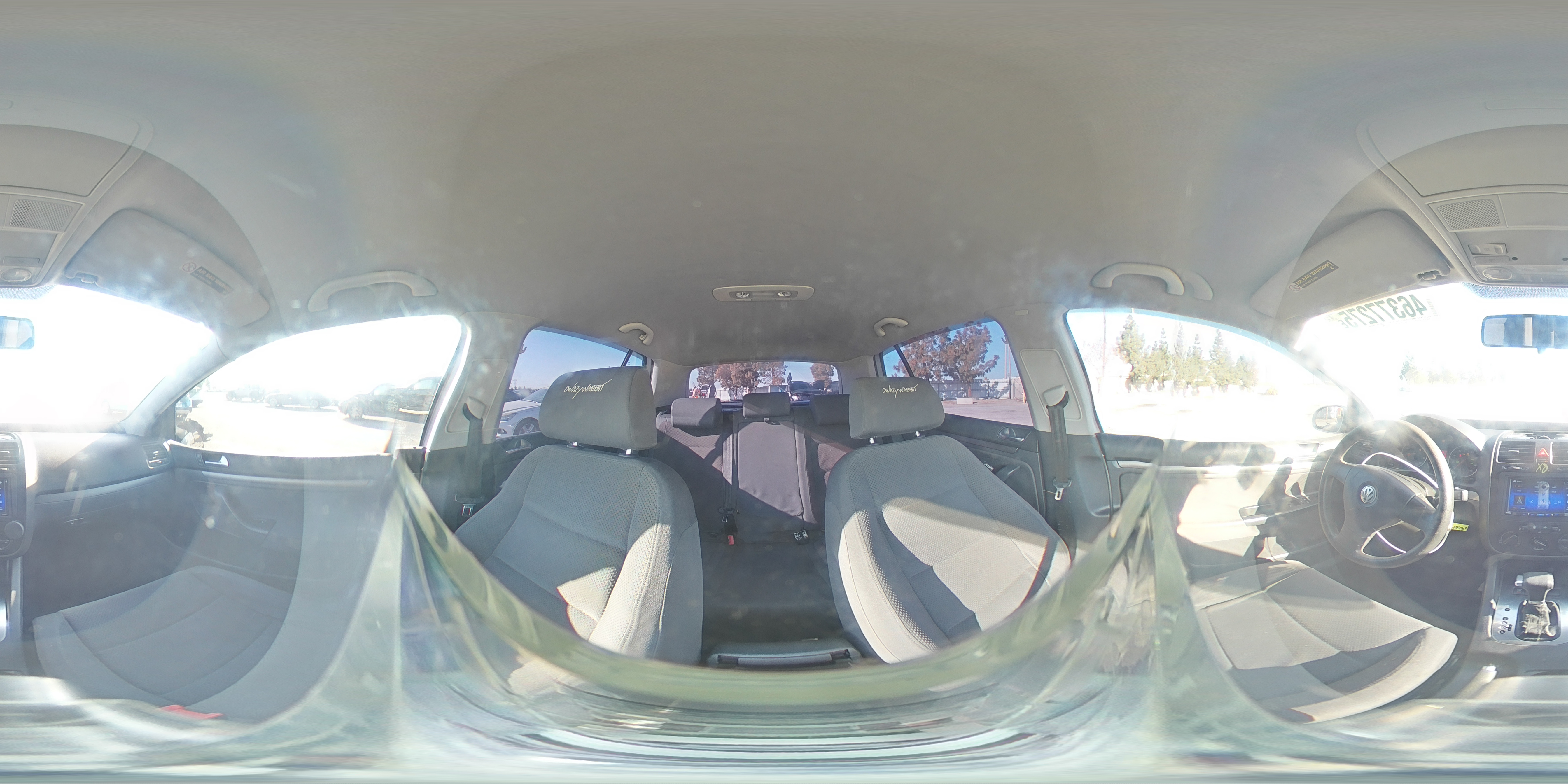 2006 Volkswagen Golf - Image 13